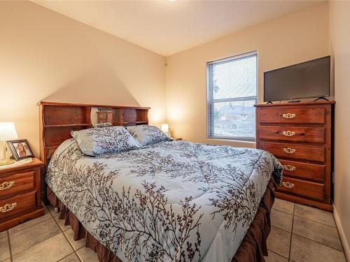 27 Nathan Road, Enderby, BC - Indoor Photo Showing Bedroom