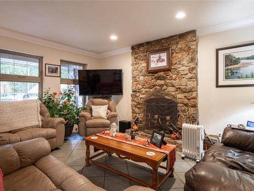 27 Nathan Road, Enderby, BC - Indoor Photo Showing Living Room With Fireplace