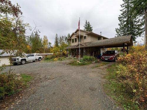 27 Nathan Road, Enderby, BC - Outdoor