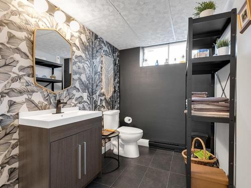 Salle de bains - 2040 Rue De La Haute-Ville, Saint-Lazare, QC - Indoor Photo Showing Bathroom
