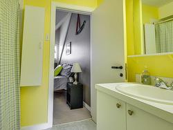 Ensuite bathroom - 