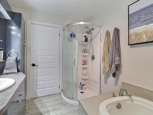 Salle de bains - 122 Rue Ken, Val-D'Or, QC - Indoor Photo Showing Bathroom