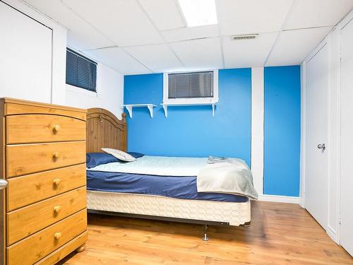 Chambre Ã Â coucher - 217 Rue F.-X.-Garneau, Boucherville, QC - Indoor Photo Showing Bedroom
