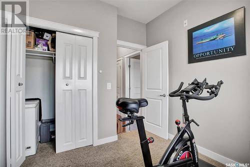 311 106 Hampton Circle, Saskatoon, SK - Indoor Photo Showing Gym Room