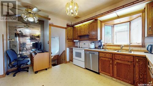 6304 8Th Avenue, Regina, SK - Indoor Photo Showing Kitchen With Double Sink