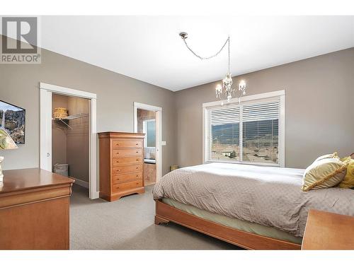 12970 Lake Hill Drive, Lake Country, BC - Indoor Photo Showing Bedroom