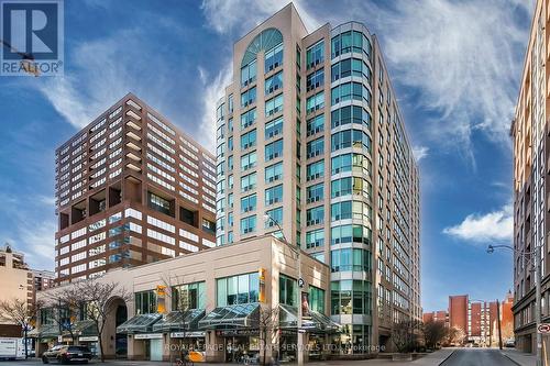 #417 -942 Yonge St, Toronto, ON - Outdoor With Facade