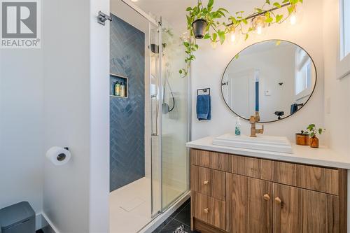 9 Ballylee Crescent, St. John'S, NL - Indoor Photo Showing Bathroom