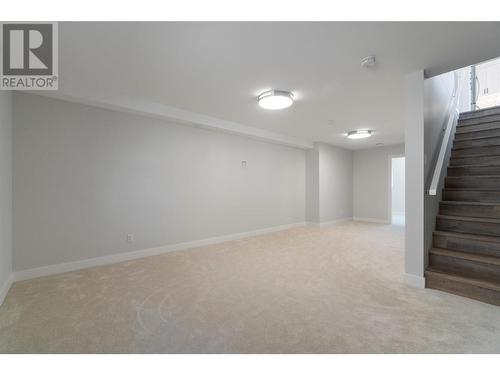 1021 16 Avenue Se, Salmon Arm, BC - Indoor Photo Showing Other Room