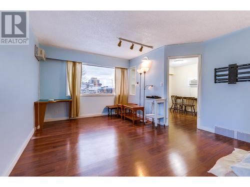 1543 9Th Avenue, Prince George, BC - Indoor