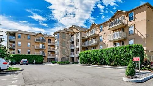 1450 Bishops Gate|Unit #408, Oakville, ON - Outdoor With Facade