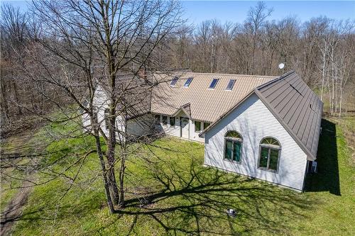 1645 Indiana Road E, Canfield, ON - Outdoor