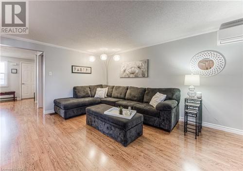 83 Danville Avenue, Acton, ON - Indoor Photo Showing Living Room