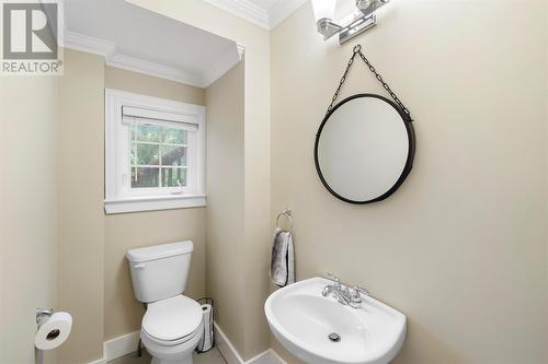 95 Waterford Bridge Road, St. John'S, NL - Indoor Photo Showing Bathroom