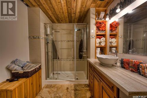 16 Lakeview Drive, Lac Des Iles, SK - Indoor Photo Showing Bathroom