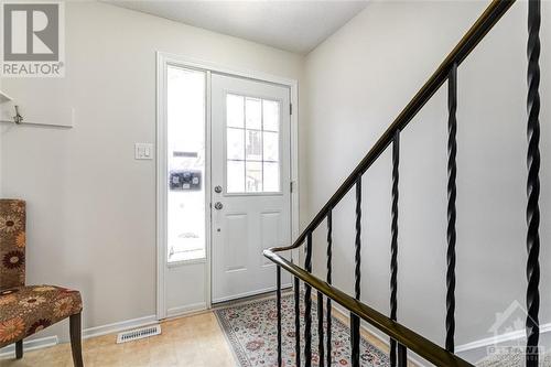 1824 Axminster Court, Ottawa, ON - Indoor Photo Showing Other Room