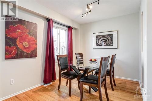 1824 Axminster Court, Ottawa, ON - Indoor Photo Showing Dining Room
