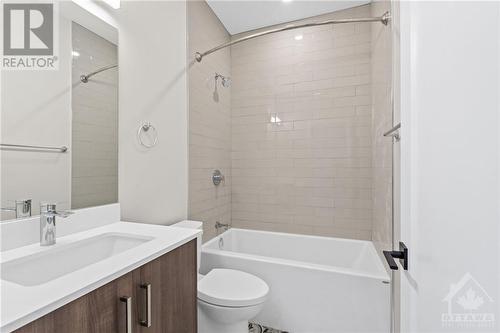 306 Lanark Avenue Unit#A, Ottawa, ON - Indoor Photo Showing Bathroom