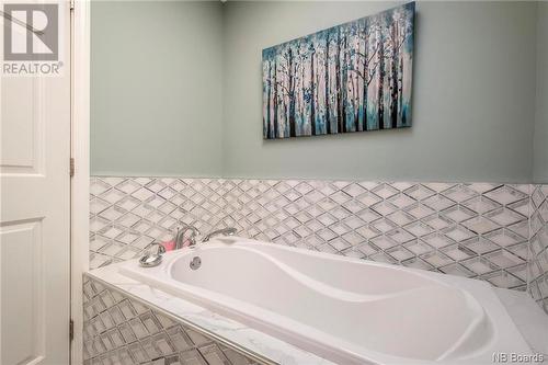 172 Meadow Drive, Darlings Island, NB - Indoor Photo Showing Bathroom