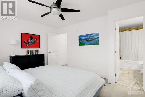 124 Guigues Avenue Unit#D, Ottawa, ON - Indoor Photo Showing Bedroom
