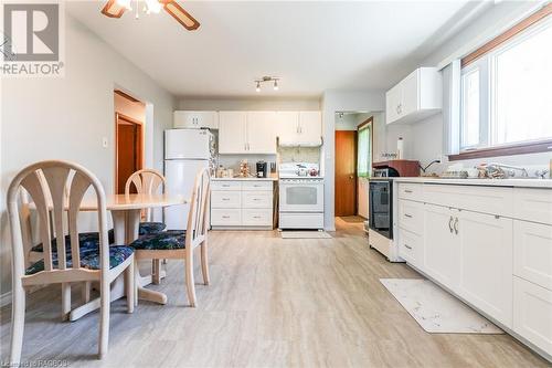 669 24Th Street W, Owen Sound, ON - Indoor Photo Showing Kitchen