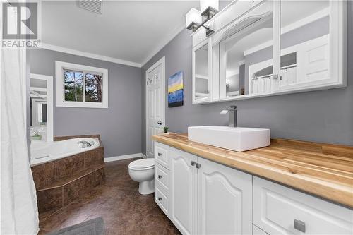 50 Jamie Crescent, Petawawa, ON - Indoor Photo Showing Bathroom