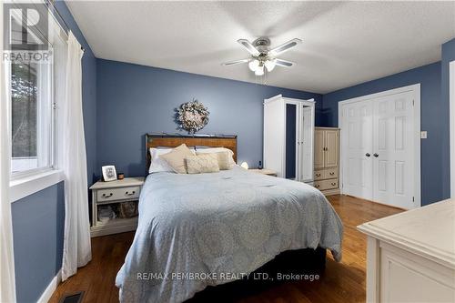 50 Jamie Crescent, Petawawa (520 - Petawawa), ON - Indoor Photo Showing Bedroom