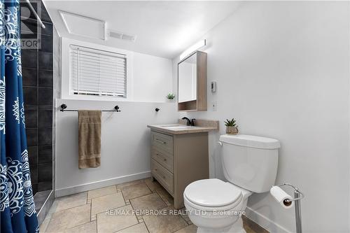 50 Jamie Crescent, Petawawa (520 - Petawawa), ON - Indoor Photo Showing Bathroom