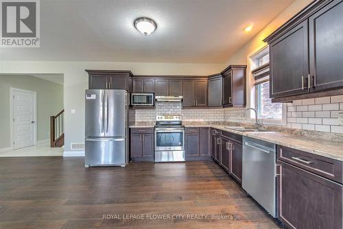 2264 Constance Ave, London, ON - Indoor Photo Showing Kitchen With Double Sink