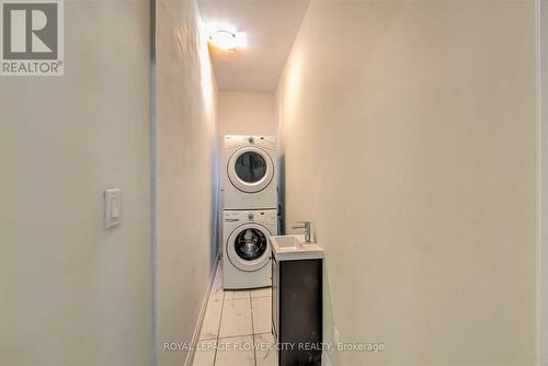 2264 Constance Ave, London, ON - Indoor Photo Showing Laundry Room