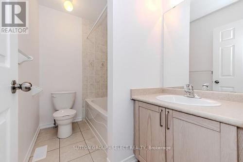 123 Bloomington Dr, Cambridge, ON - Indoor Photo Showing Bathroom