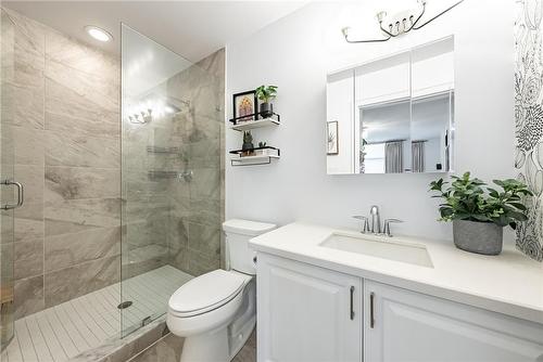 85 Robinson Street|Unit #Ph1105, Hamilton, ON - Indoor Photo Showing Bathroom