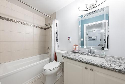 85 Robinson Street|Unit #Ph1105, Hamilton, ON - Indoor Photo Showing Bathroom