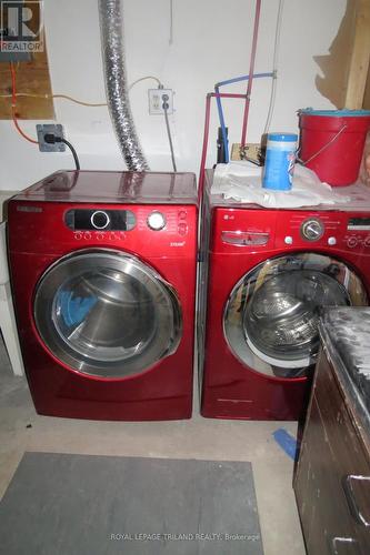 Lower - 76 Ardsley Road, London, ON - Indoor Photo Showing Laundry Room