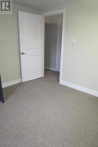 #Lower -76 Ardsley Rd, London, ON - Indoor Photo Showing Other Room