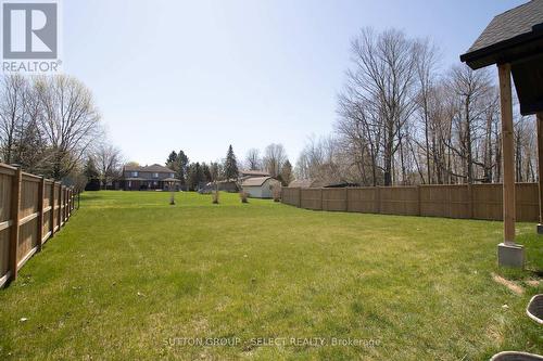 99 Optimist Dr, Southwold, ON - Outdoor With Backyard