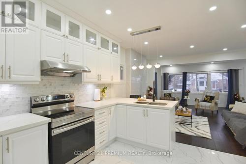 150 Briscoe St E, London, ON - Indoor Photo Showing Kitchen With Double Sink With Upgraded Kitchen