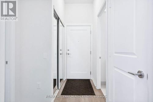 #101 -65 Watergarden Dr, Mississauga, ON - Indoor Photo Showing Other Room