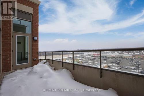 #729 -2480 Prince Michael Dr, Oakville, ON - Outdoor With View