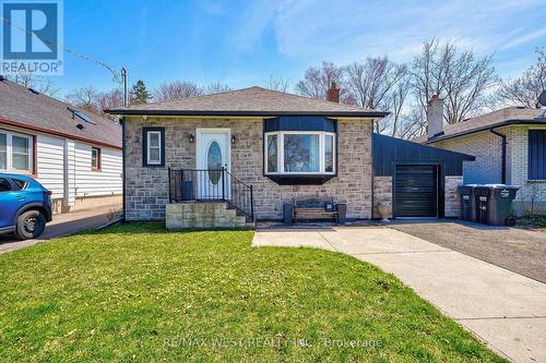 23 Fraser Avenue, Brampton, ON - Outdoor