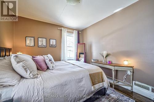23 Fraser Avenue, Brampton, ON - Indoor Photo Showing Bedroom