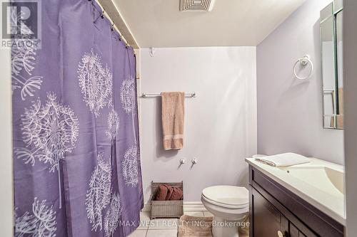 23 Fraser Avenue, Brampton, ON - Indoor Photo Showing Bathroom