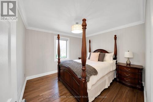 8 Coates Hill Crt, Caledon, ON - Indoor Photo Showing Bedroom
