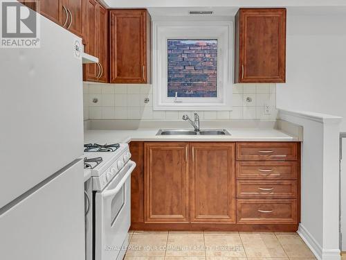 #3 -2417 Dundas St, Toronto, ON - Indoor Photo Showing Kitchen With Double Sink