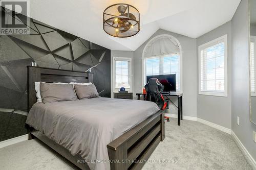 12 Rachlin Dr, Halton Hills, ON - Indoor Photo Showing Bedroom