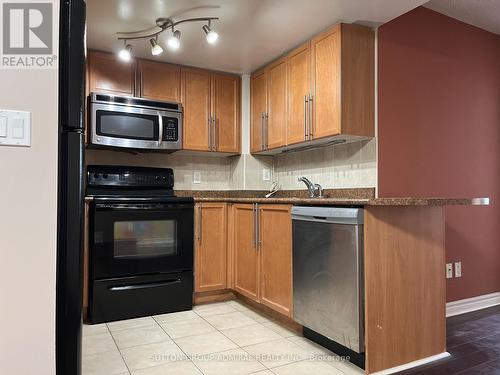 603 - 4090 Living Arts Drive, Mississauga, ON - Indoor Photo Showing Kitchen