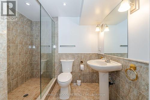 1342 Lewisham Drive, Mississauga, ON - Indoor Photo Showing Bathroom
