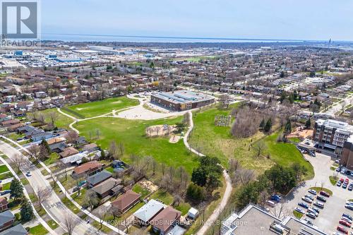 1342 Lewisham Drive, Mississauga, ON - Outdoor With View