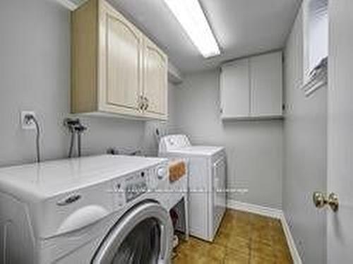 74 Reiner Rd, Toronto, ON - Indoor Photo Showing Laundry Room