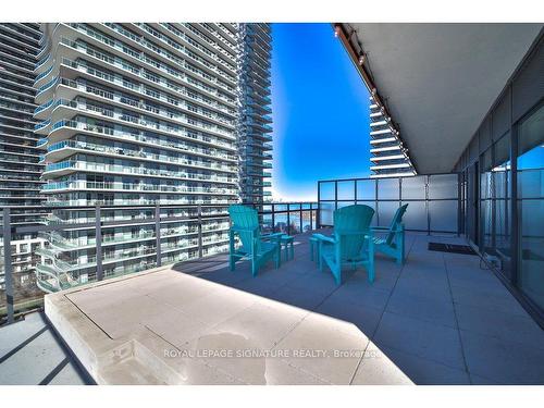913-30 Shore Breeze Dr, Toronto, ON - Outdoor With Balcony